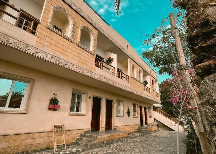 Tarakhan Szálloda